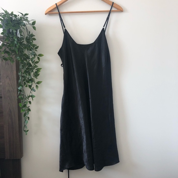 ❌SOLD❌ Black La Vie en Rose Lace Up Slip Dress - Picture 3 of 5